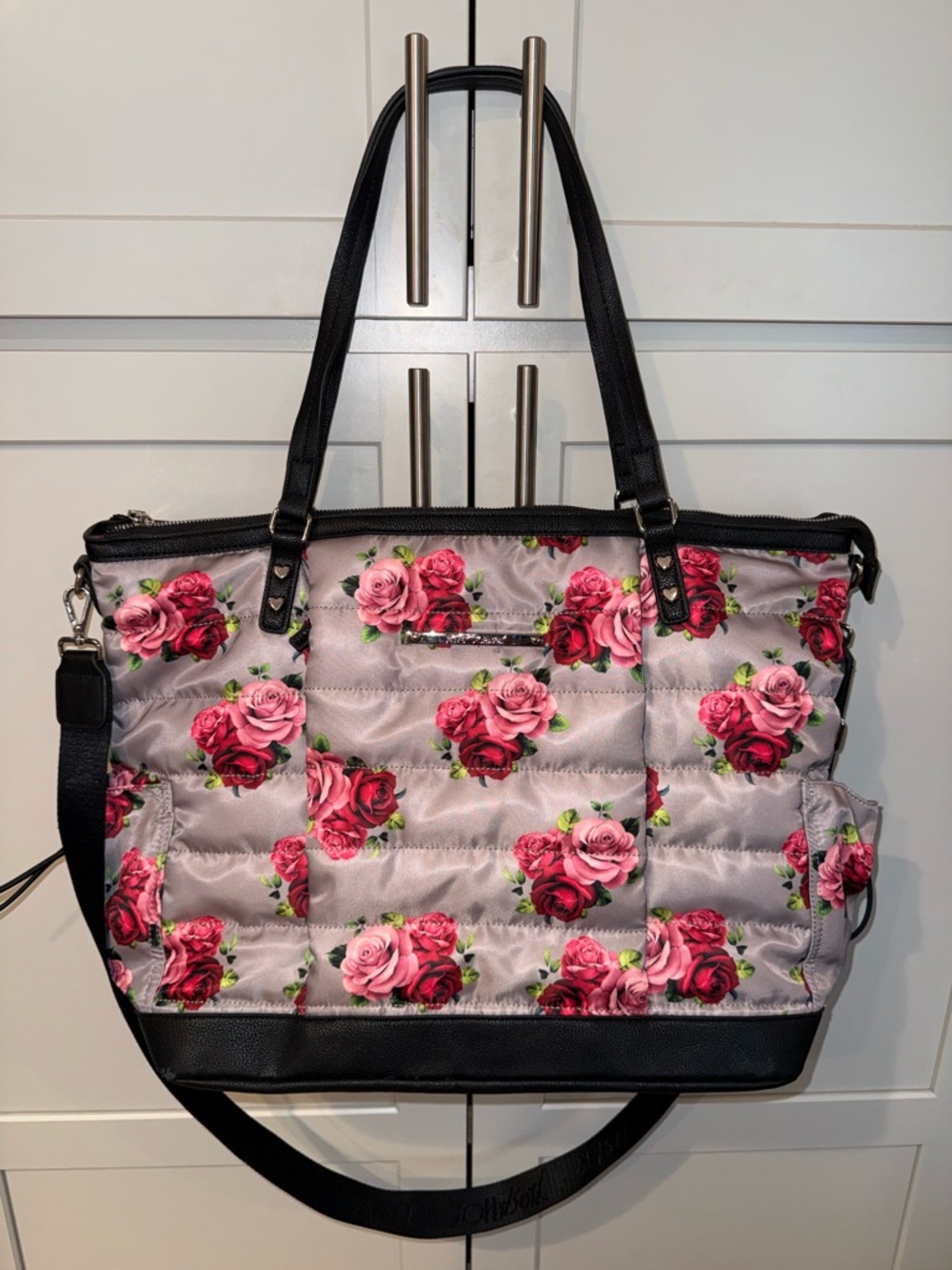 Betsey Johnson Floral Quilted Weekender Tote Bag EUC Roses Pink Black Travel bag